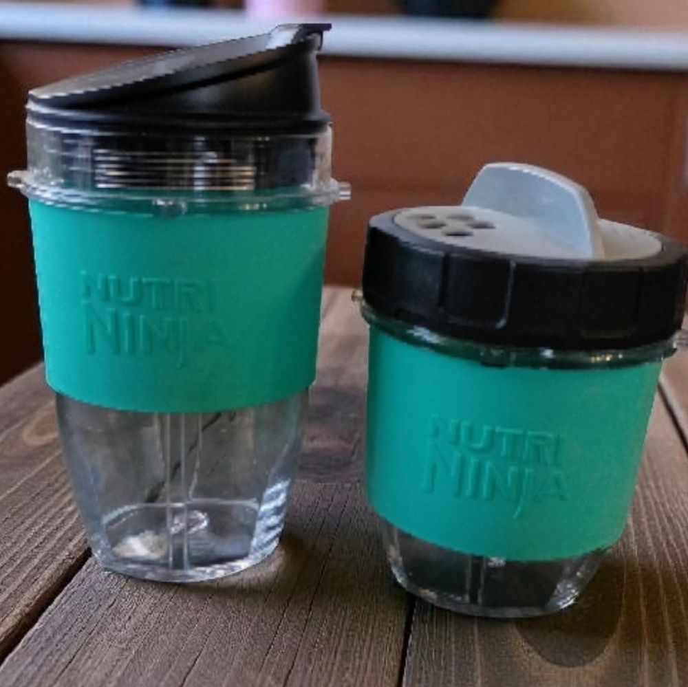Nutri Ninja To-Go Set of 2 Bottle, Lid and Sleeve